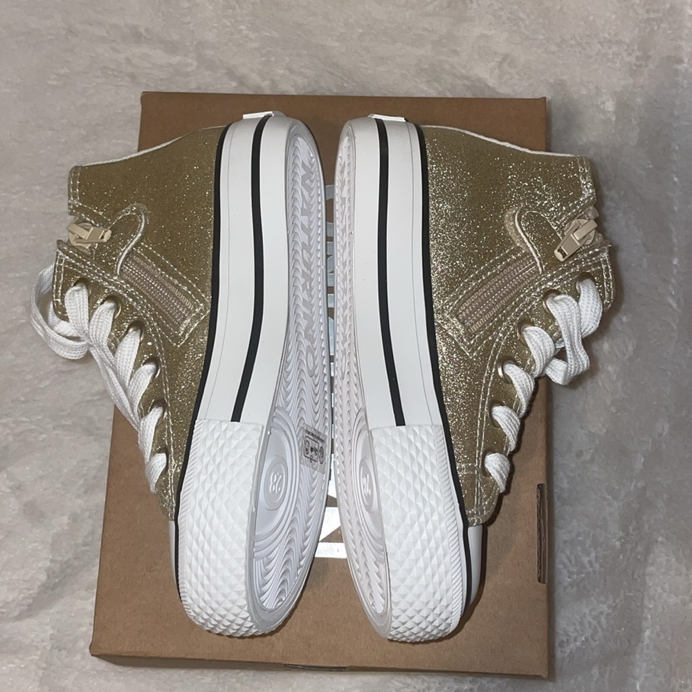 NWT NATURINO YLFAS Glittered Platinum Sneakers - Picture 12 of 15